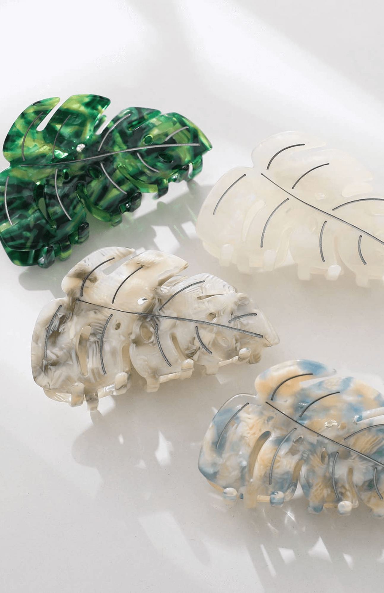 Monstera Leaf Claw Clip