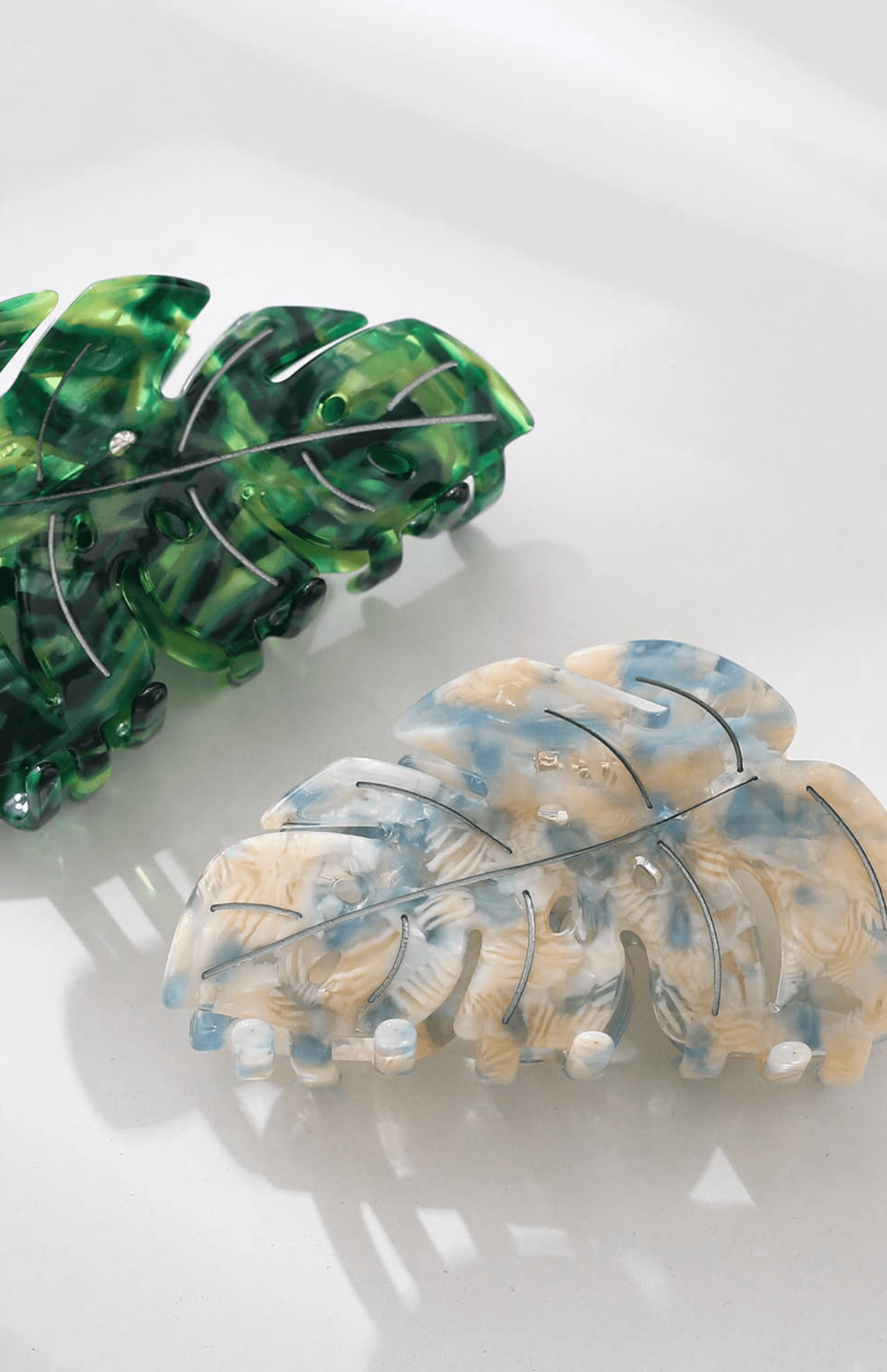 Monstera Leaf Claw Clip