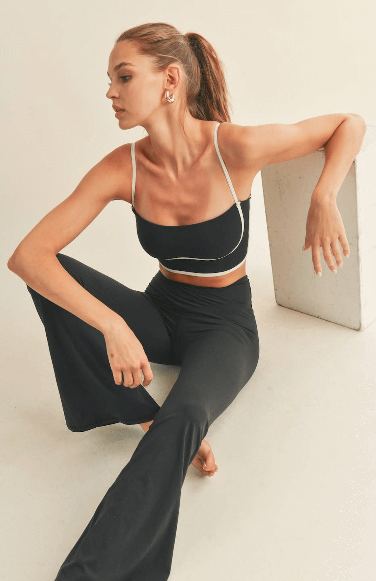 Meredith Sculpting Bra Tank - Black