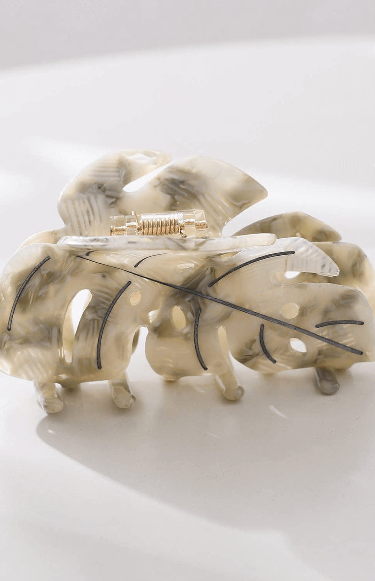 Monstera Leaf Claw Clip