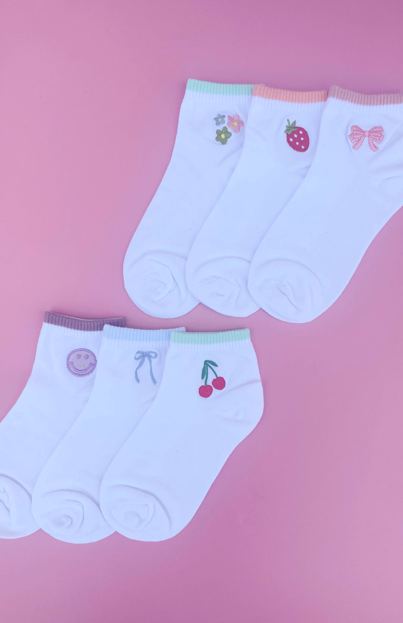 Embroidered Ankle Socks