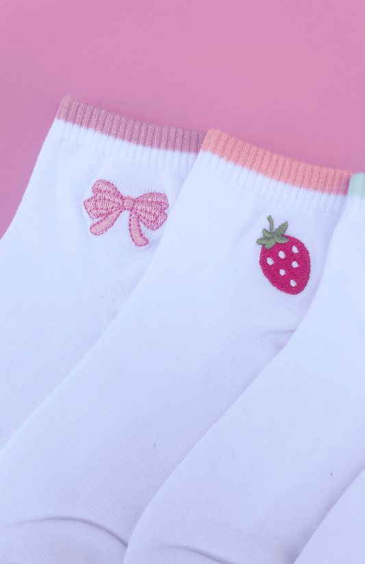 Embroidered Ankle Socks