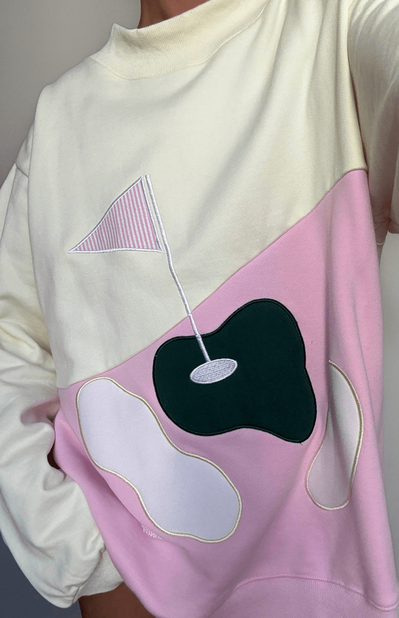 Women's oversized 100% cotton Golf Mockneck Crew sweatshirt