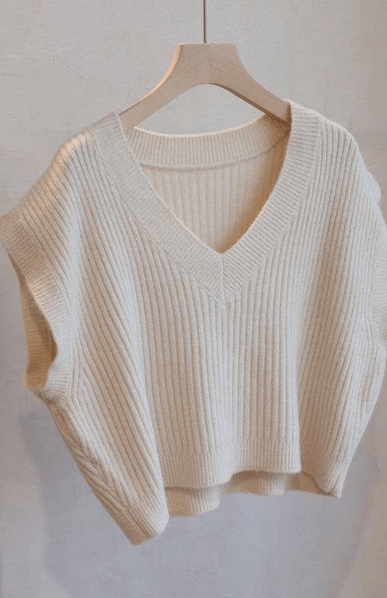 Riley Ribbed Sleeveless Sweater - Cream